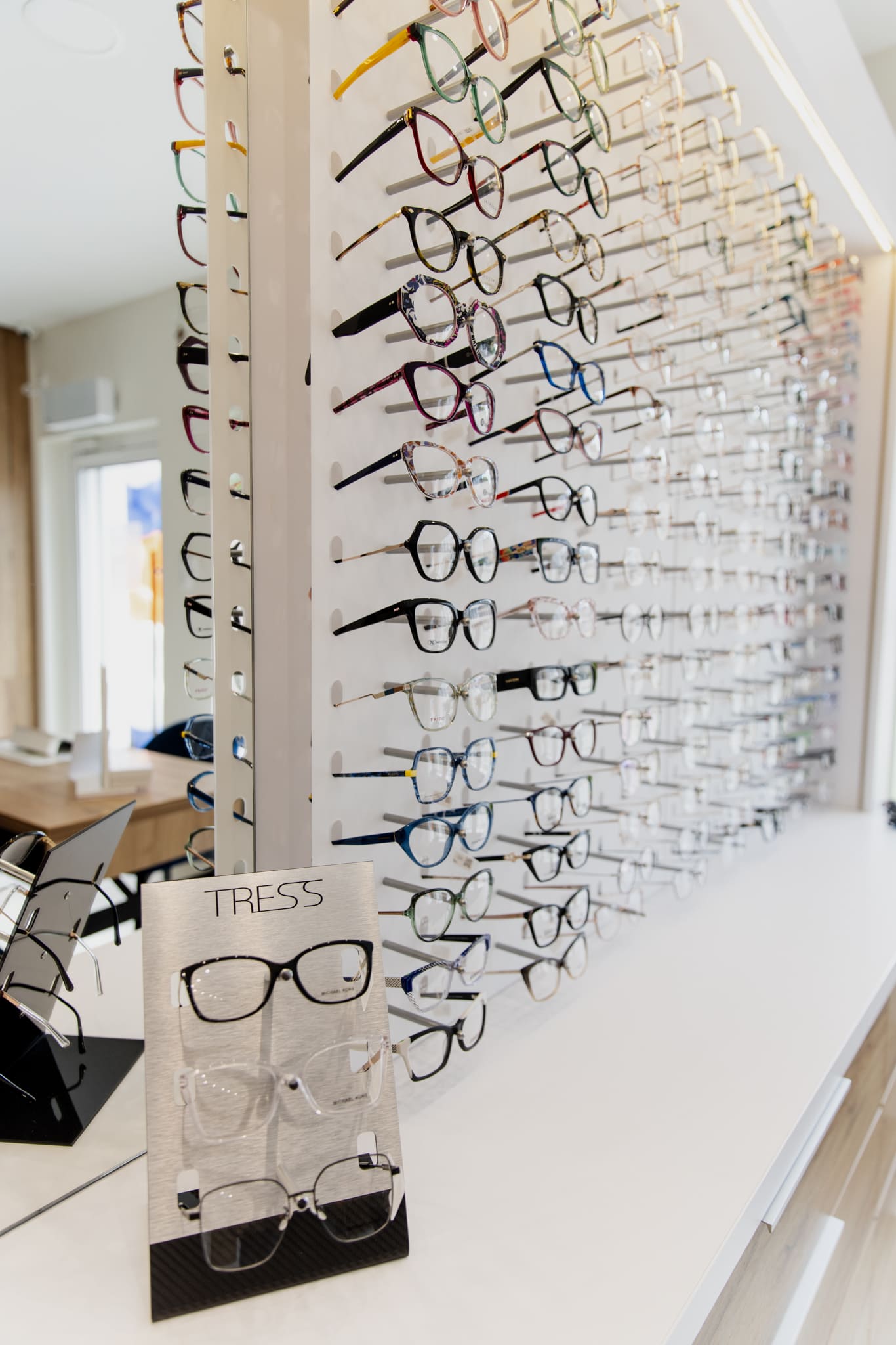 Kolekcja designerskich oprawek w salonie Salvia
